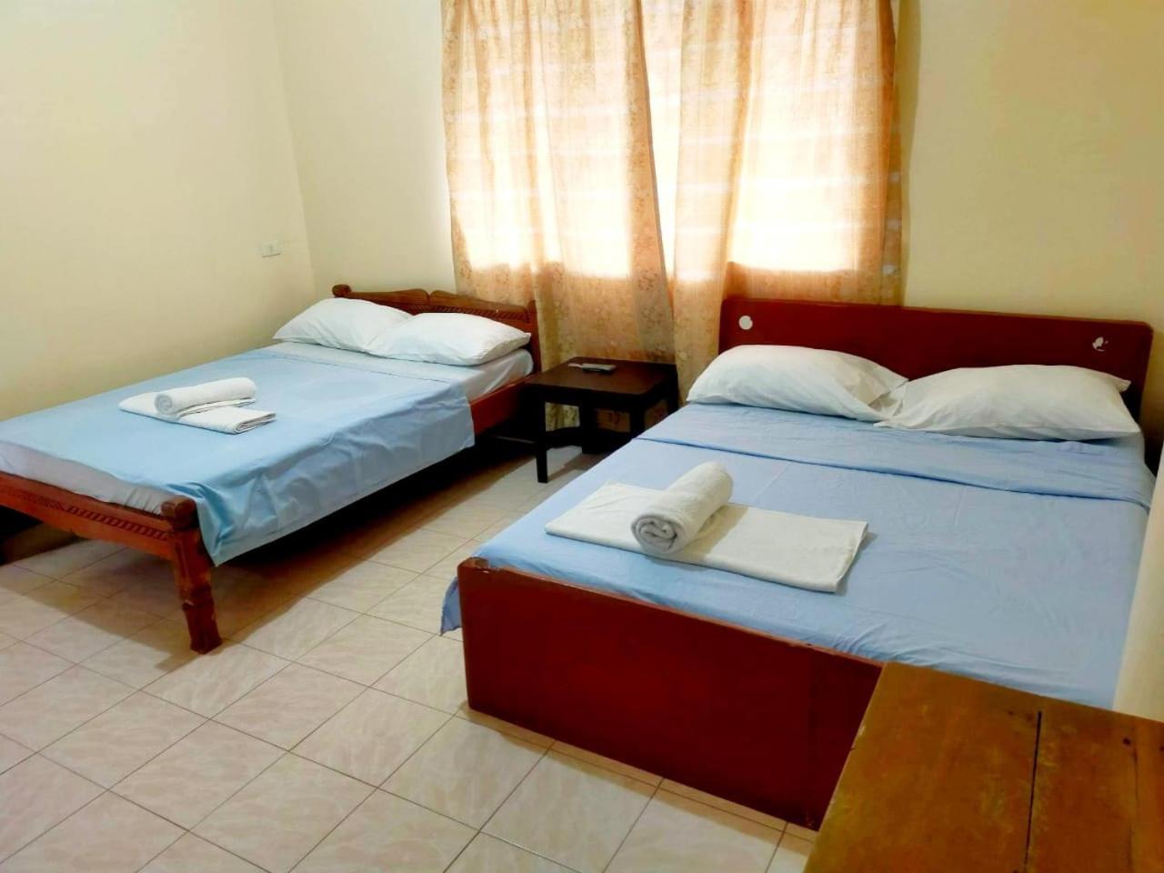 Moreno'S Place Hotel Manoc-Manoc