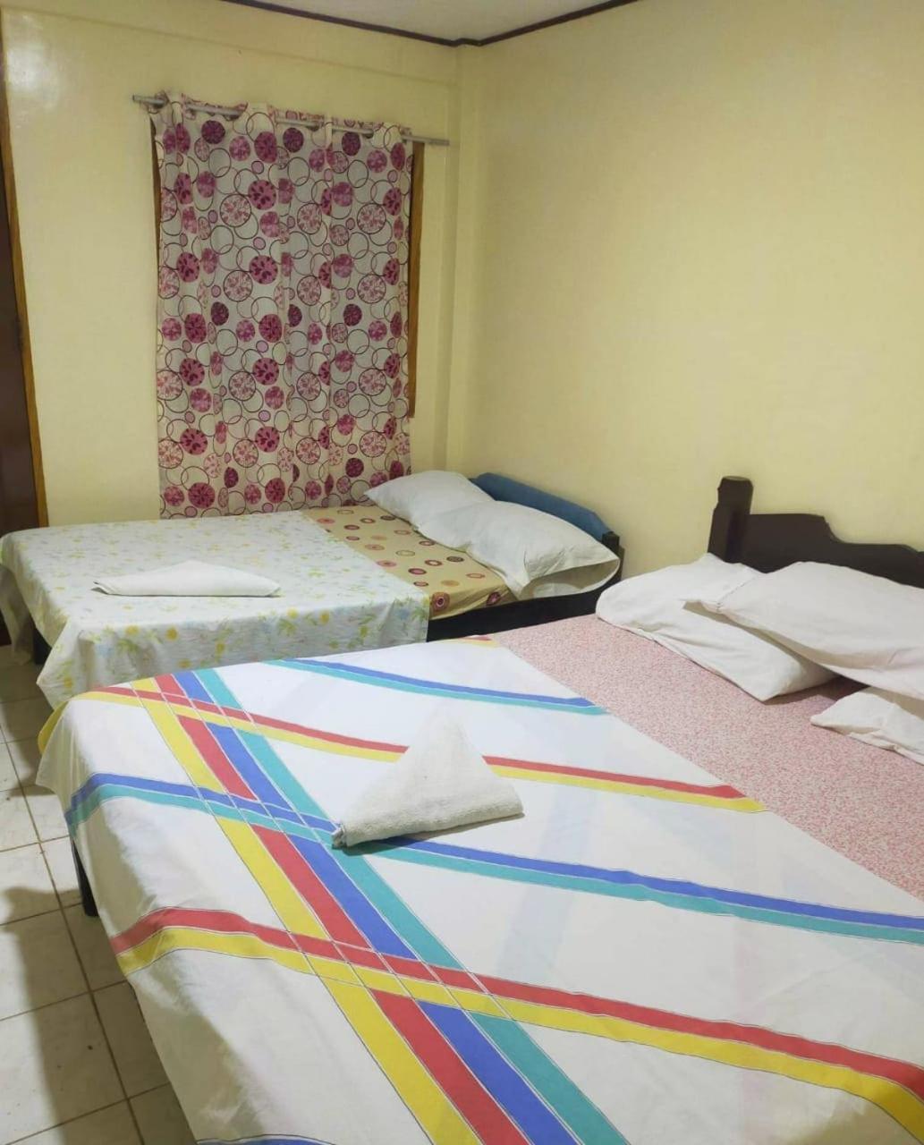 Hotel Moreno'S Place Manoc-Manoc