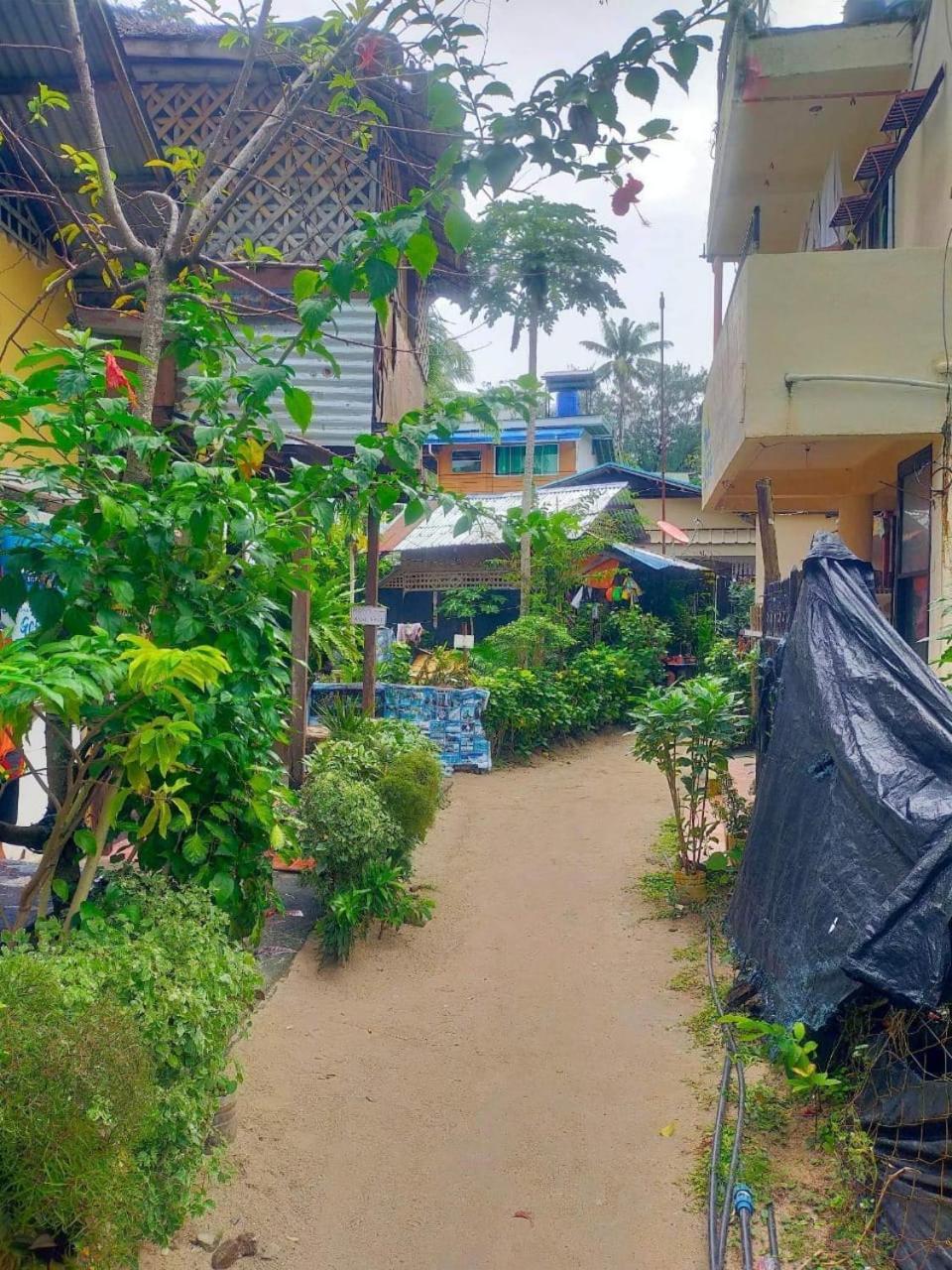 Moreno'S Place Manoc-Manoc